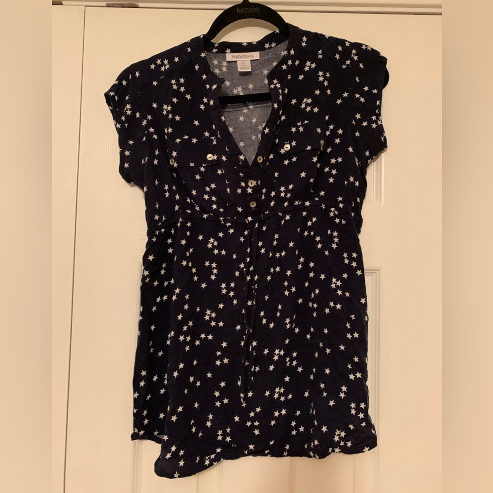 Motherhood maternity navy star top. Empire waist. Size small